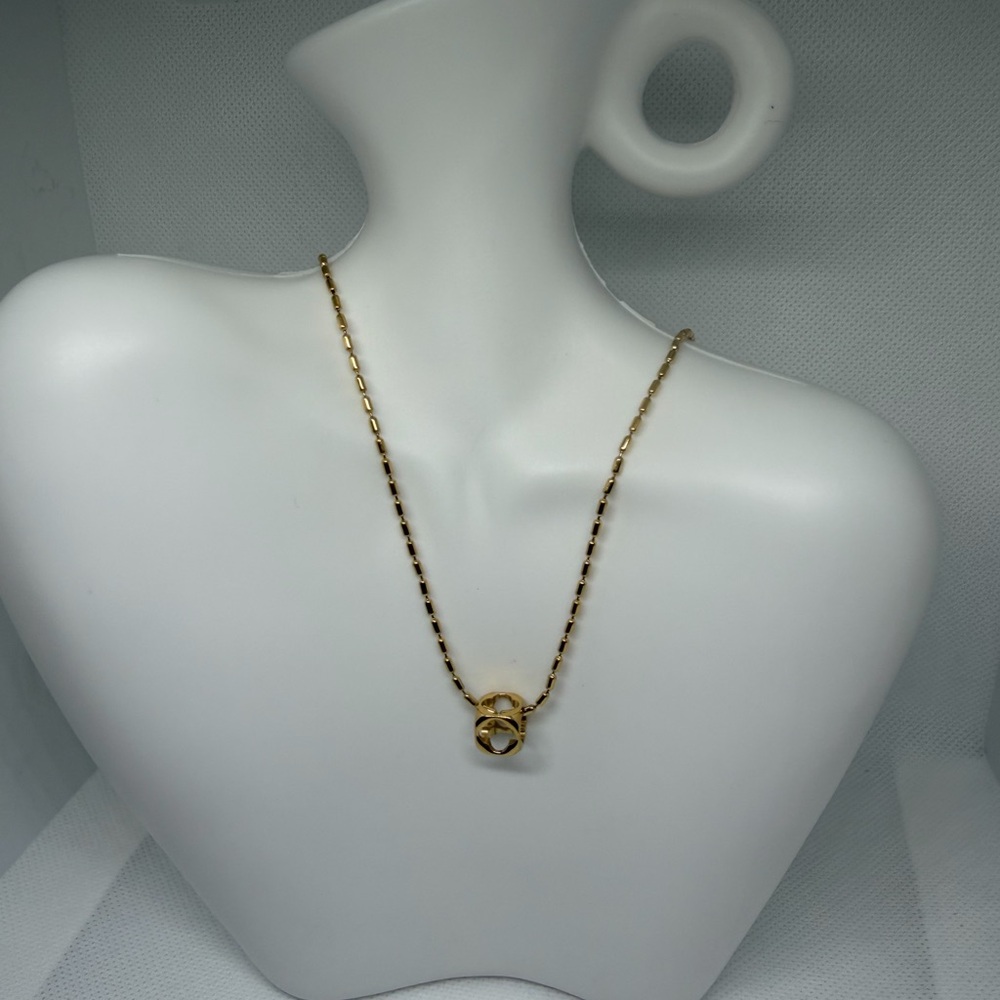 Elegant Gold Necklace Stainless steel